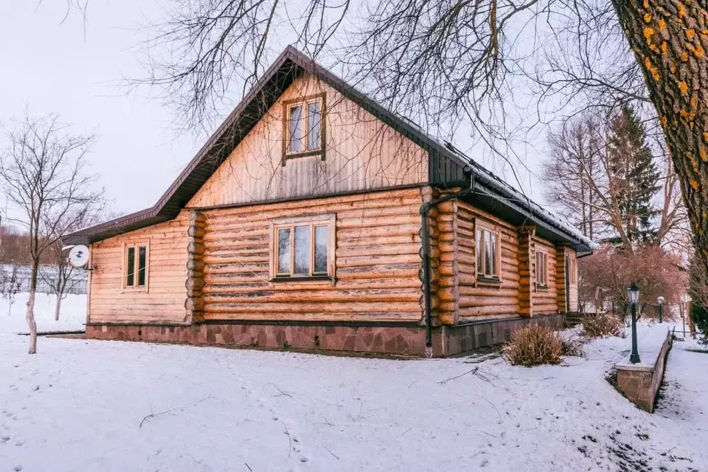 Дом в Калужская область, Село Бабынино с/пос, д. Вислово 20 (93 м) - Фото 0
