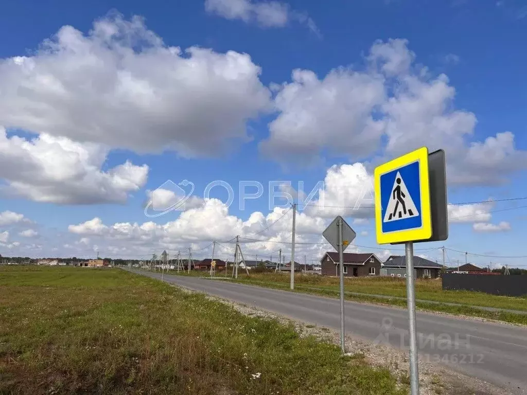 Участок в Тюменская область, Тюменский муниципальный округ, д. ... - Фото 1