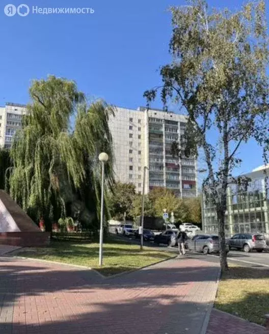 3-комнатная квартира: Курск, улица Карла Либкнехта, 4 (59.3 м) - Фото 1