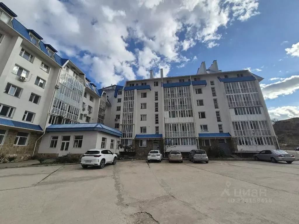 3-к кв. Крым, Судак пер. Суворова, 6 (112.4 м) - Фото 1