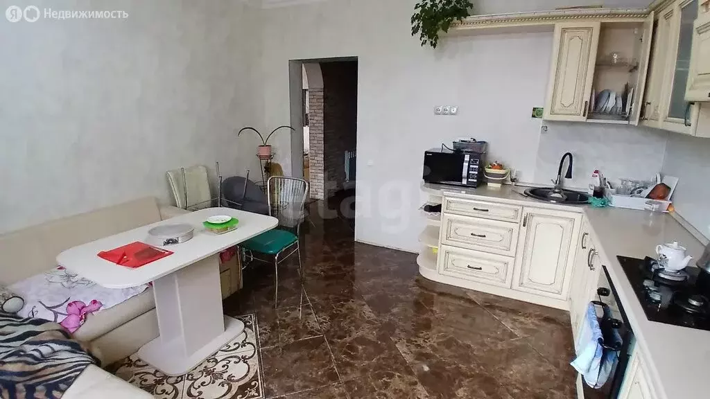 Дом в посёлок Невское, Гурьевская улица (100 м) - Фото 1