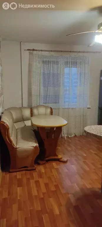 3-комнатная квартира: Ульяновск, бульвар Архитекторов, 7 (74 м) - Фото 1