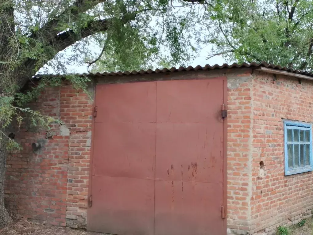 Помещение свободного назначения в Калмыкия, Городовиковский район, с. ... - Фото 2