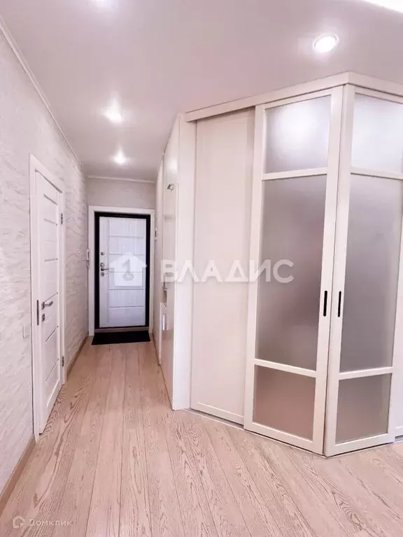 Продаётся 2-к квартира, 70.5 м - Фото 0