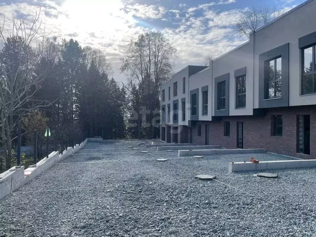 Таунхаус в Пермский край, Пермь Абаканская ул., 39 (200 м) - Фото 2