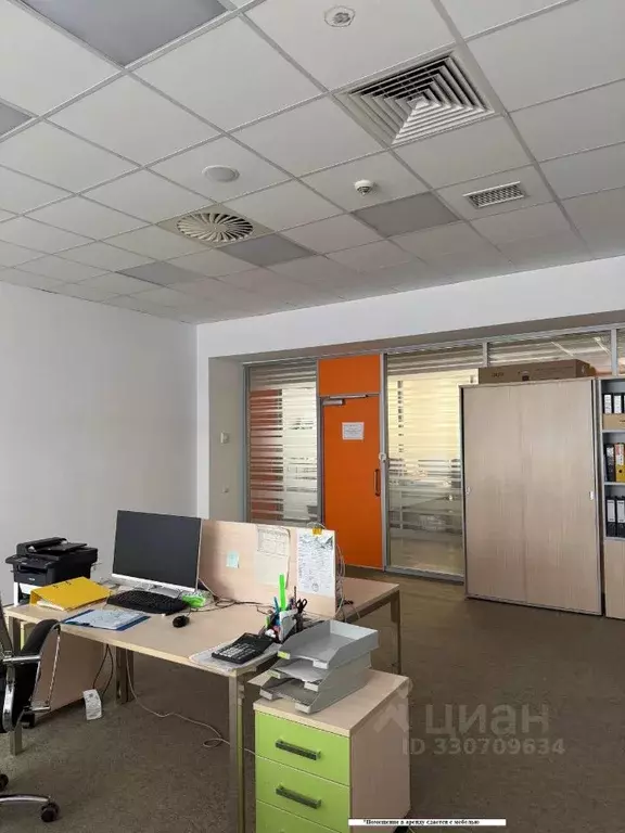 Помещение свободного назначения в Татарстан, Набережные Челны ул. ... - Фото 2