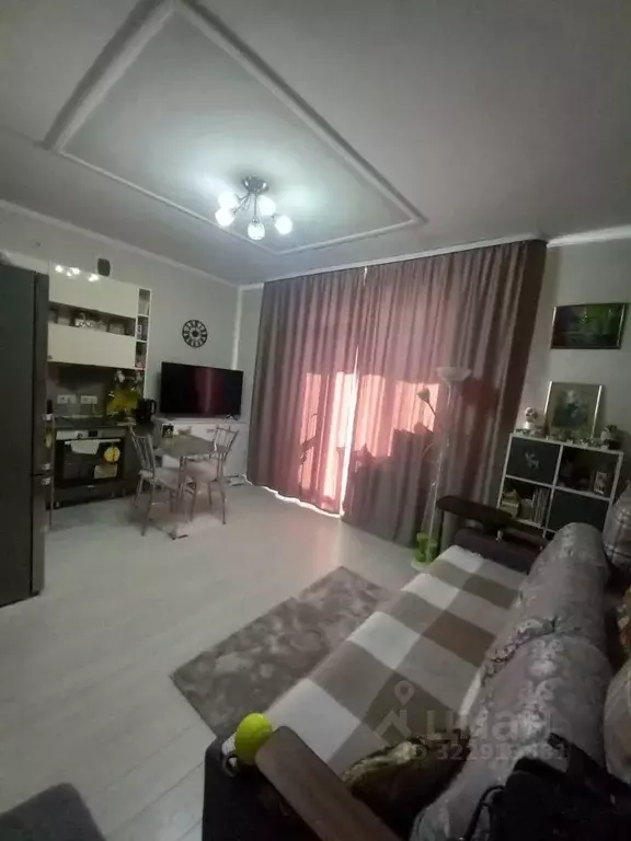 Студия Омская область, Омск просп. Комарова, 11/4 (27.7 м) - Фото 1