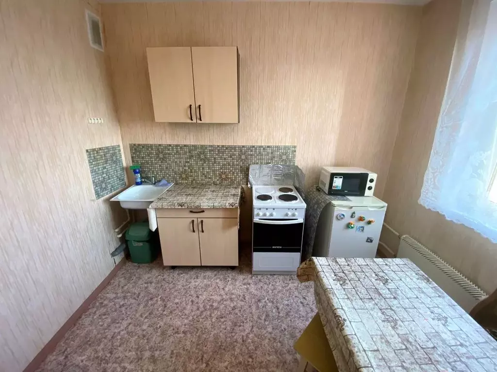 1-к кв. Челябинская область, Челябинск ул. Суркова, 5 (43.0 м) - Фото 1