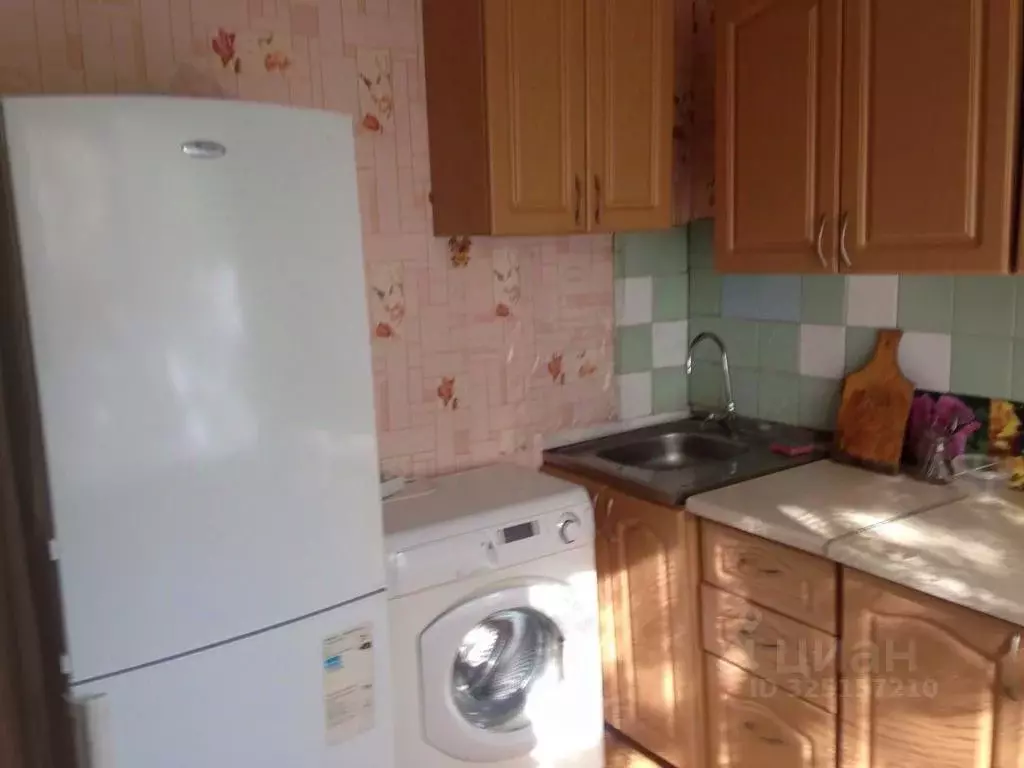 1-к кв. Омская область, Омск ул. 70 лет Октября, 10/2 (39.0 м) - Фото 1