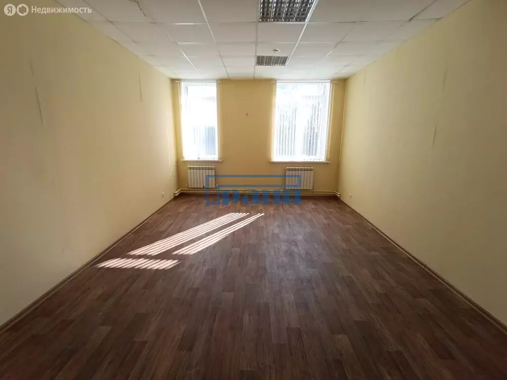 Офис (225 м) - Фото 1