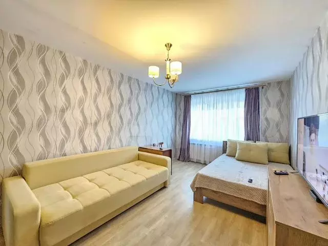2-к. квартира, 46 м, 1/9 эт. - Фото 0