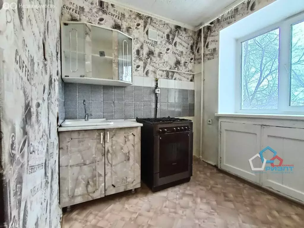 1-комнатная квартира: Омск, микрорайон Привокзальный, улица Артёма ... - Фото 1