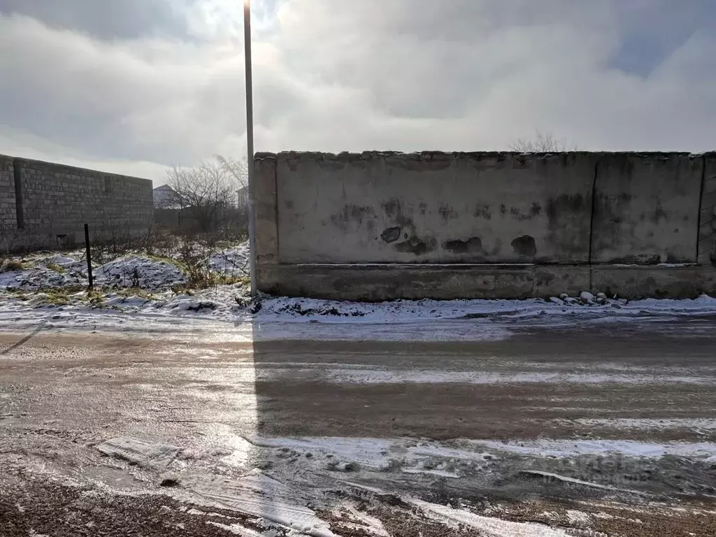 Участок в Кабардино-Балкария, Чегем ул. Мафедзова (4.5 сот.) - Фото 1