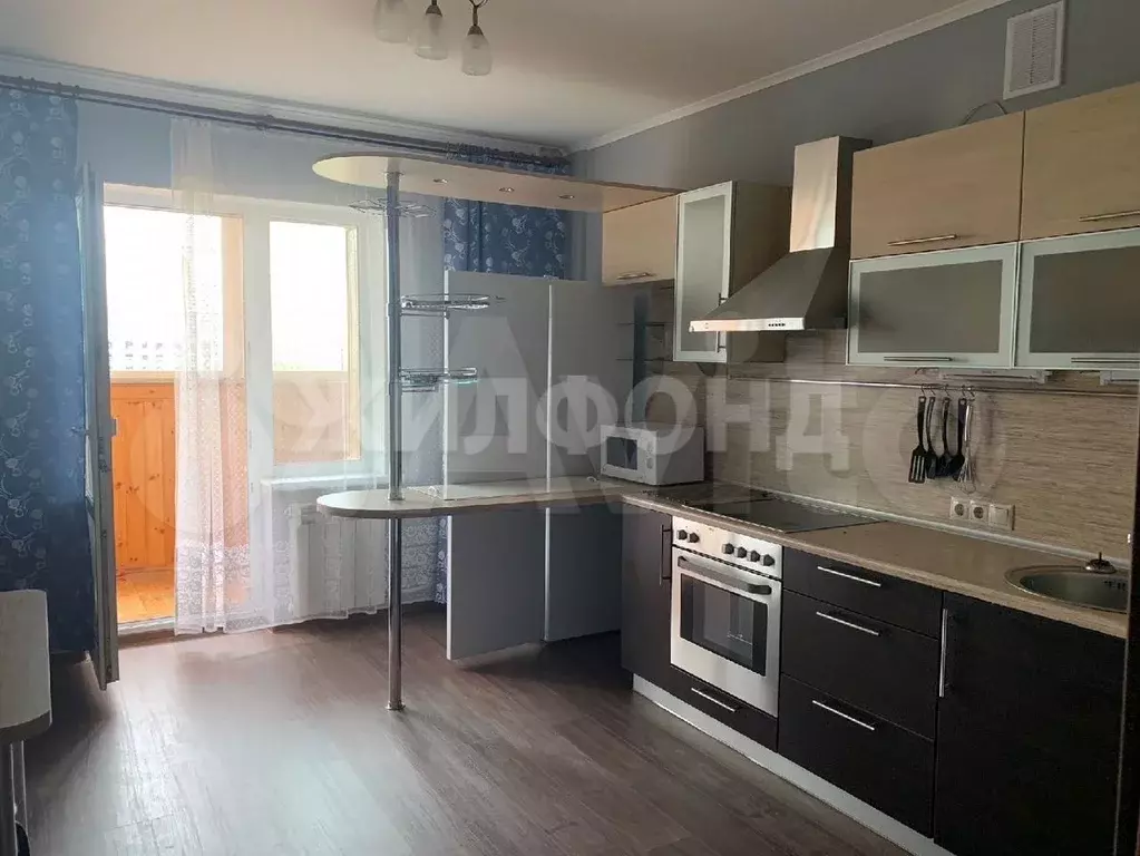 1-к. квартира, 50 м, 8/17 эт. - Фото 0