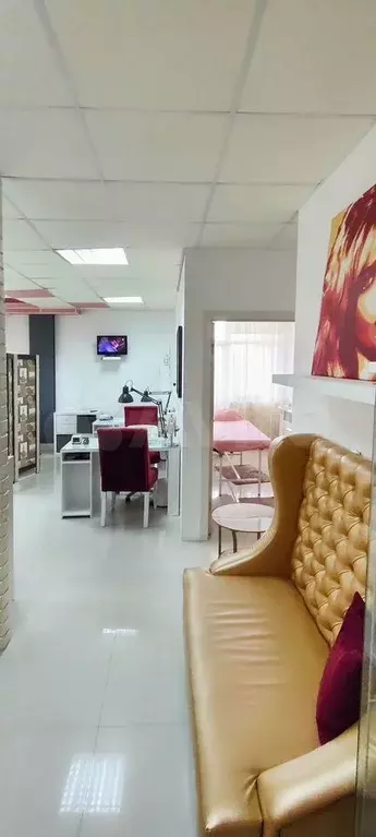 Продам офис в Бизнес-Центре, 56 м - Фото 1