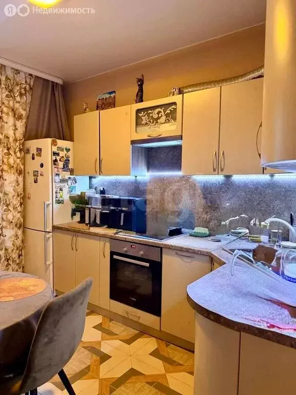 2-комнатная квартира: Дмитров, Спасская улица, 13 (68 м) - Фото 1