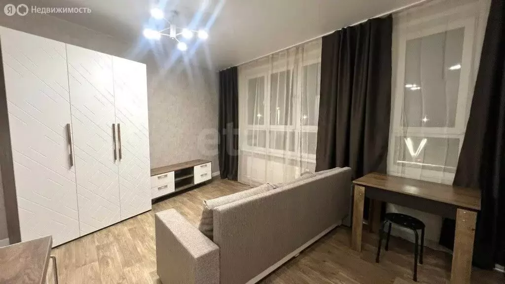 Квартира-студия: Тверь, 2-я улица Красина, 64 (27.6 м) - Фото 1