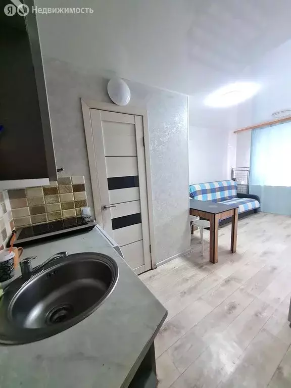 1к в 4-комнатной квартире (18 м) - Фото 2