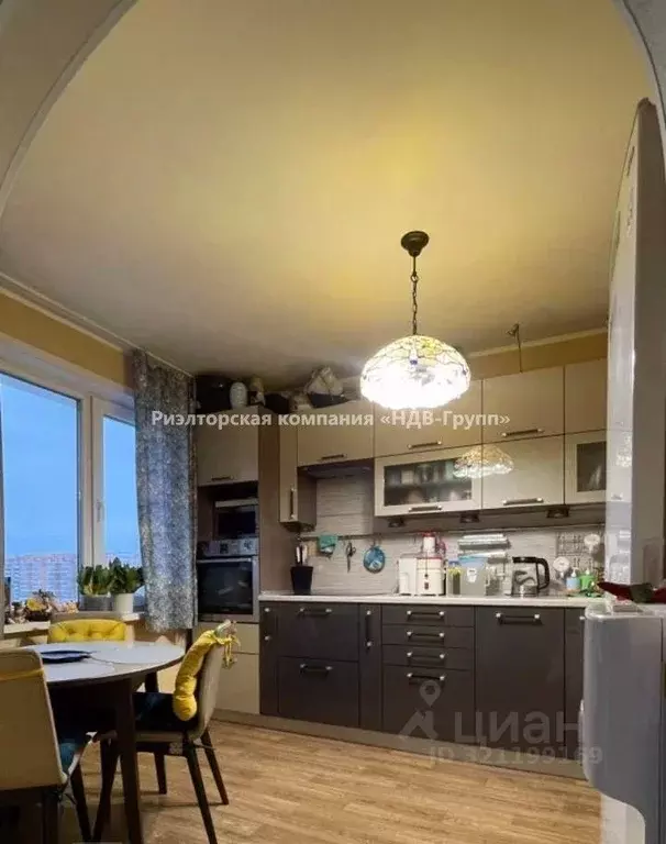 3-к кв. Хабаровский край, Хабаровск ул. Юнгов, 12 (70.0 м) - Фото 0