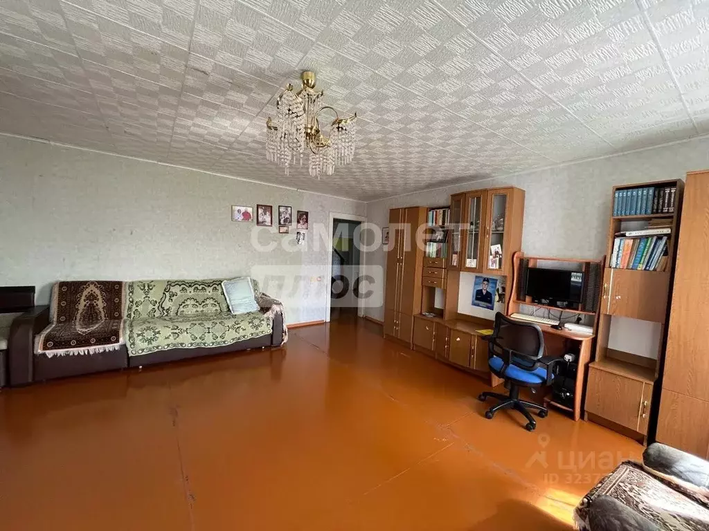 Дом в Свердловская область, Серов Крестьянская ул. (98 м) - Фото 1