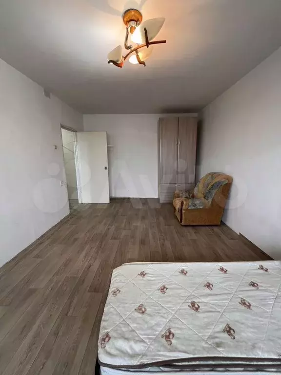1-к. квартира, 37 м, 9/9 эт. - Фото 0
