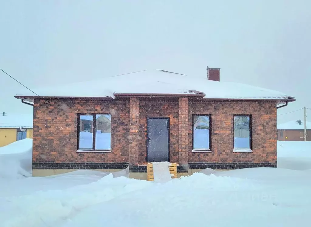 Дом в Башкортостан, Уфимский район, Жуковский сельсовет, д. Мармылево ... - Фото 1