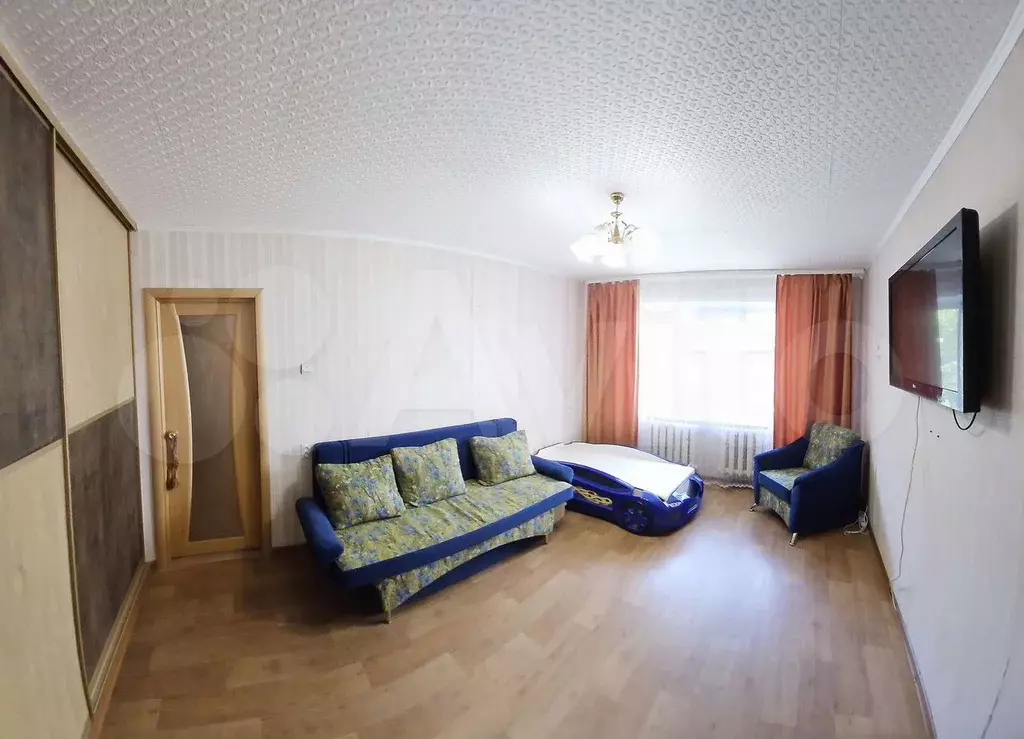 1-к. квартира, 36 м, 1/9 эт. - Фото 0