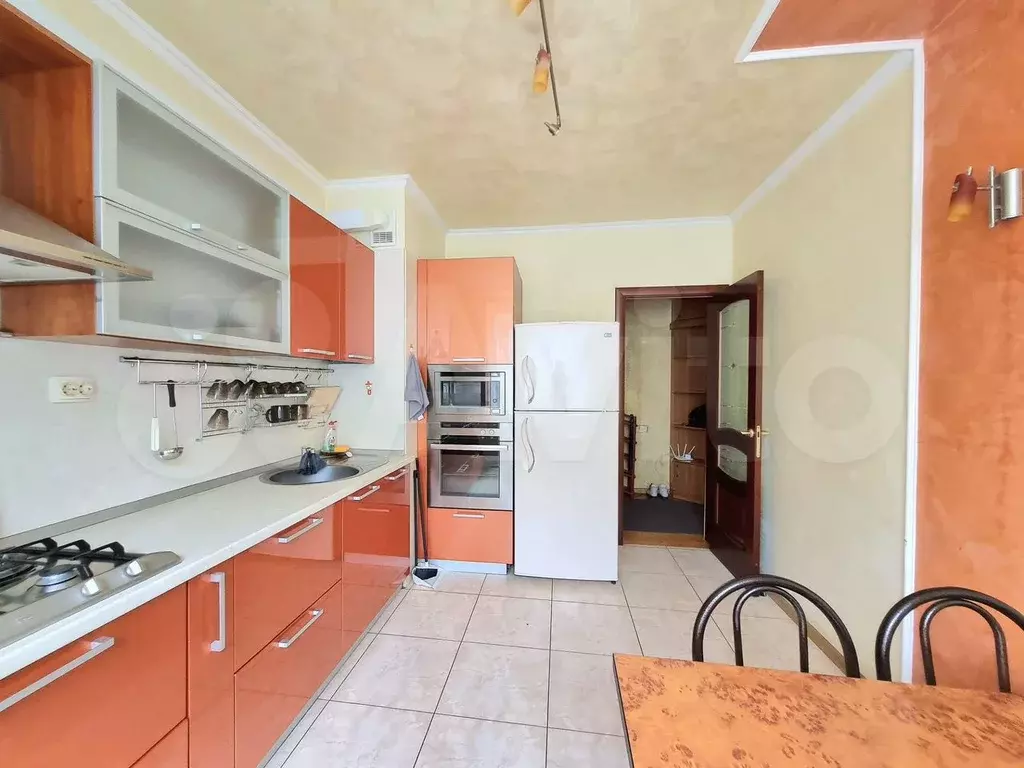 3-к. квартира, 65 м, 3/9 эт. - Фото 0