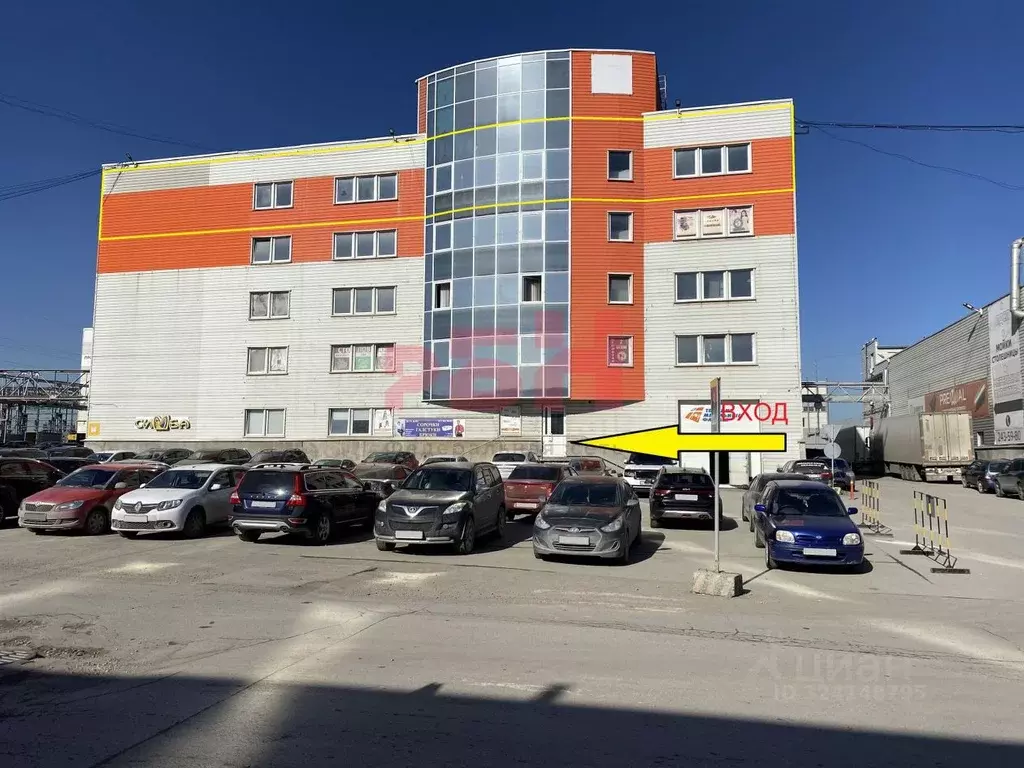 Офис в Свердловская область, Екатеринбург ул. Черняховского, 86к10 ... - Фото 1