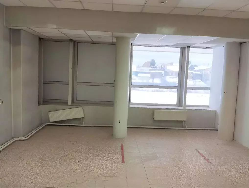 Офис в Свердловская область, Североуральск ул. Каржавина, 18 (34 м) - Фото 1