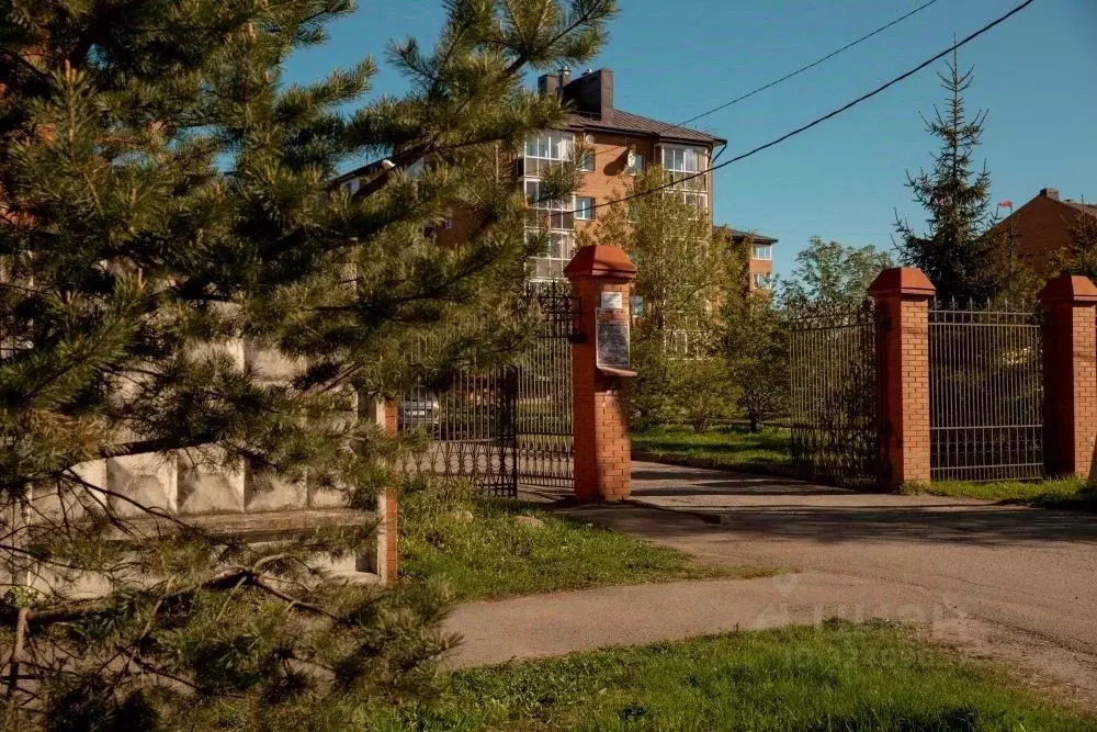 3-к кв. Ярославская область, Ростов ул. Коммунаров, 35Е (135.9 м) - Фото 1