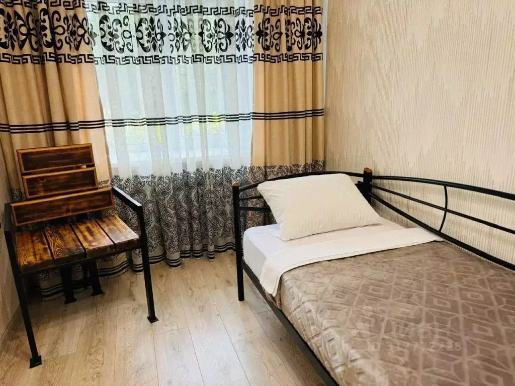 Комната Приморский край, Уссурийск ул. Чичерина, 77 (10.0 м) - Фото 1