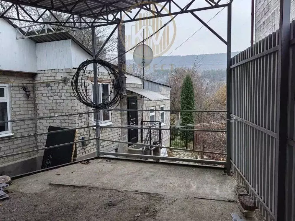 Дом в Ставропольский край, Кисловодск городской округ, пос. ... - Фото 1