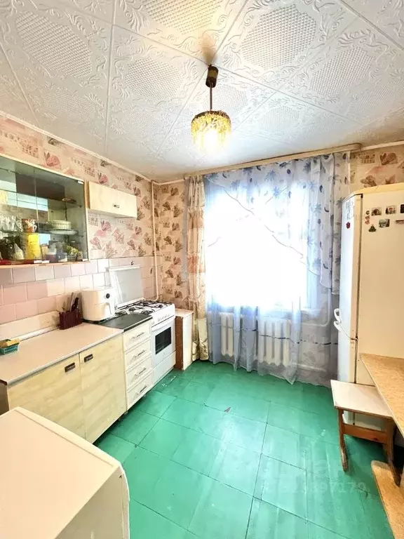 1-к кв. Иркутская область, Ангарск 18-й мкр, 10 (35.0 м) - Фото 1