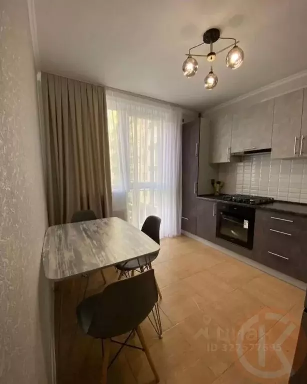 2-к кв. Крым, Симферополь ул. Лексина, 72 (56.0 м) - Фото 2