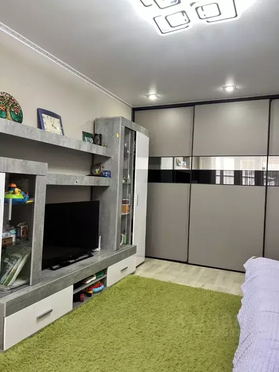 3-к кв. Челябинская область, Челябинск Солнечная ул., 12 (54.9 м) - Фото 1