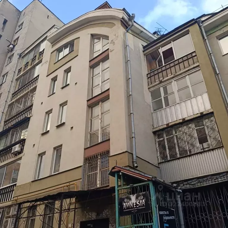 3-к кв. Нижегородская область, Нижний Новгород ул. Воровского, 13 ... - Фото 0