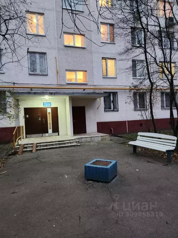 2-к кв. Москва ул. Островитянова, 30К2 (44.5 м) - Фото 0