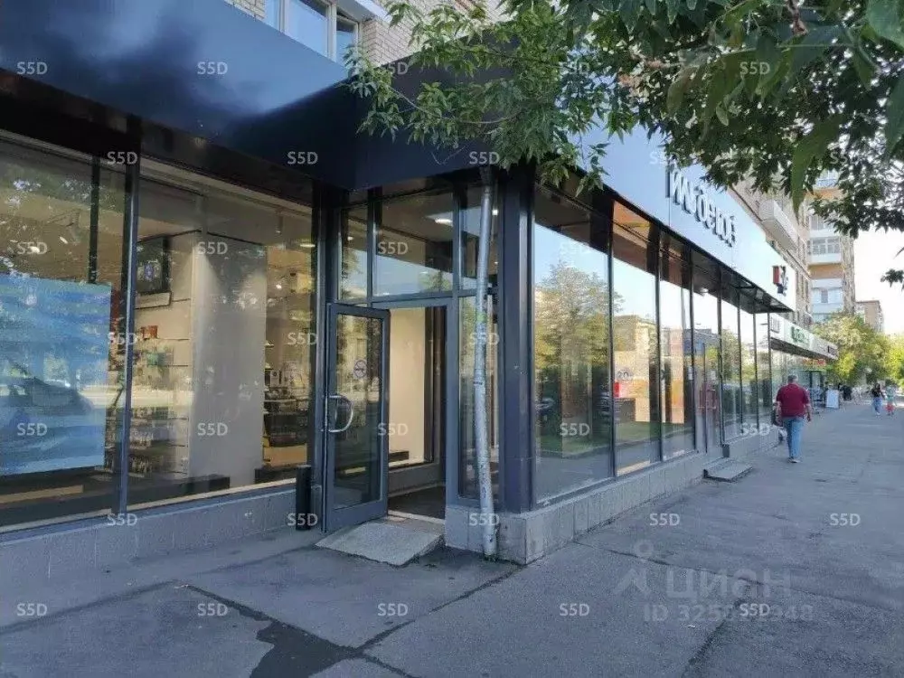 Торговая площадь в Москва Комсомольский просп., 27С5 (222 м) - Фото 1