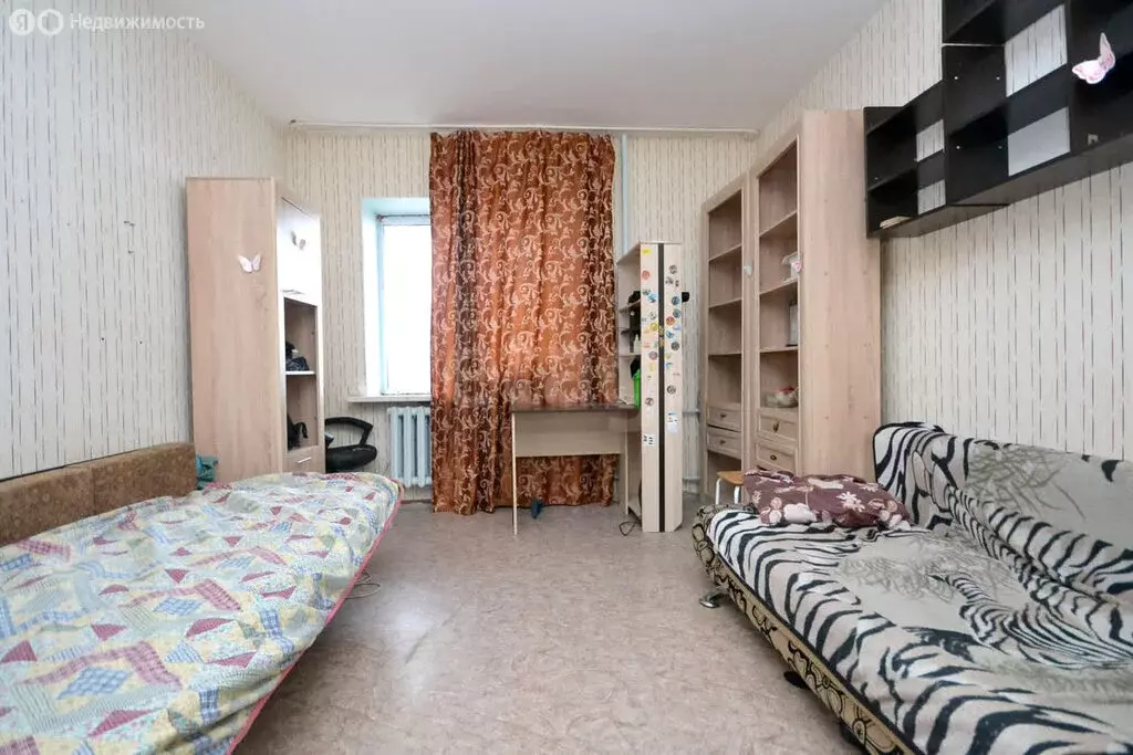 3-комнатная квартира: Якутск, улица Билибина, 13 (69.9 м) - Фото 1