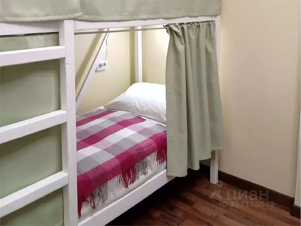 Комната Вологодская область, Череповец ул. Верещагина, 52 - Фото 1