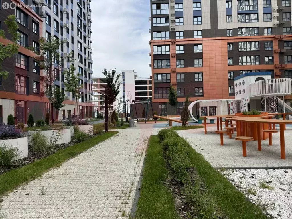 2-комнатная квартира: Краснодар, улица Наставников, 12 (59.56 м) - Фото 1