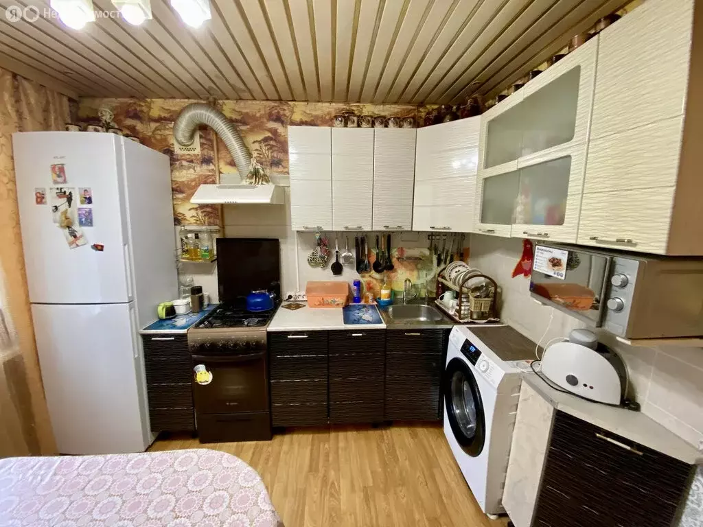 3-комнатная квартира: Сыктывкар, улица Оплеснина, 45 (67.5 м) - Фото 0
