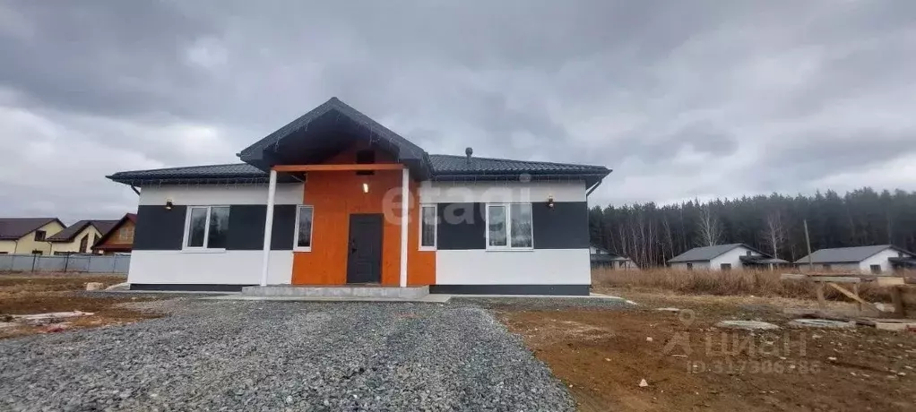 Дом в Свердловская область, Полевской муниципальный округ, с. ... - Фото 0