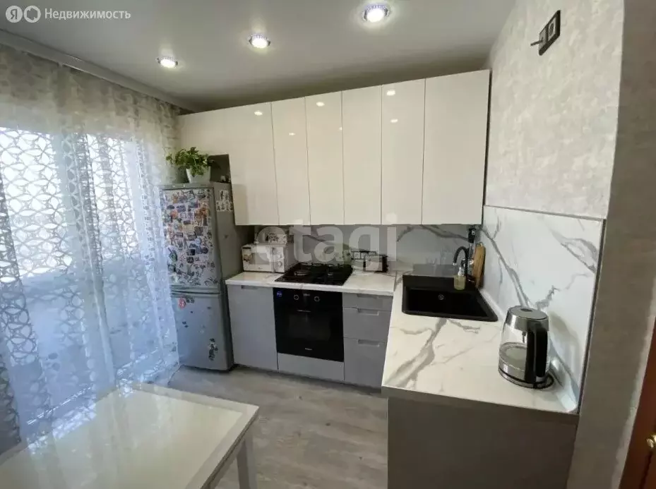 3-комнатная квартира: Ангарск, 7-й микрорайон, 1 (62.7 м) - Фото 2