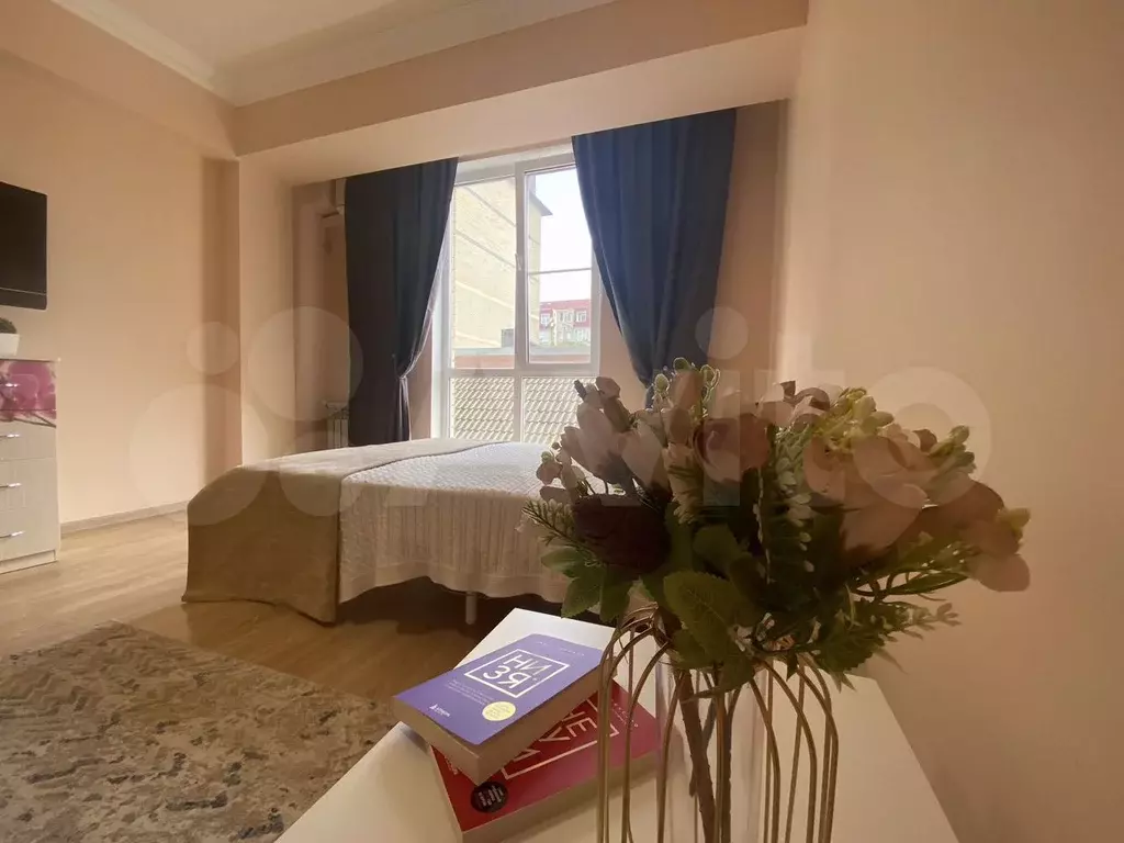 1-к. квартира, 43 м, 3/7 эт. - Фото 1