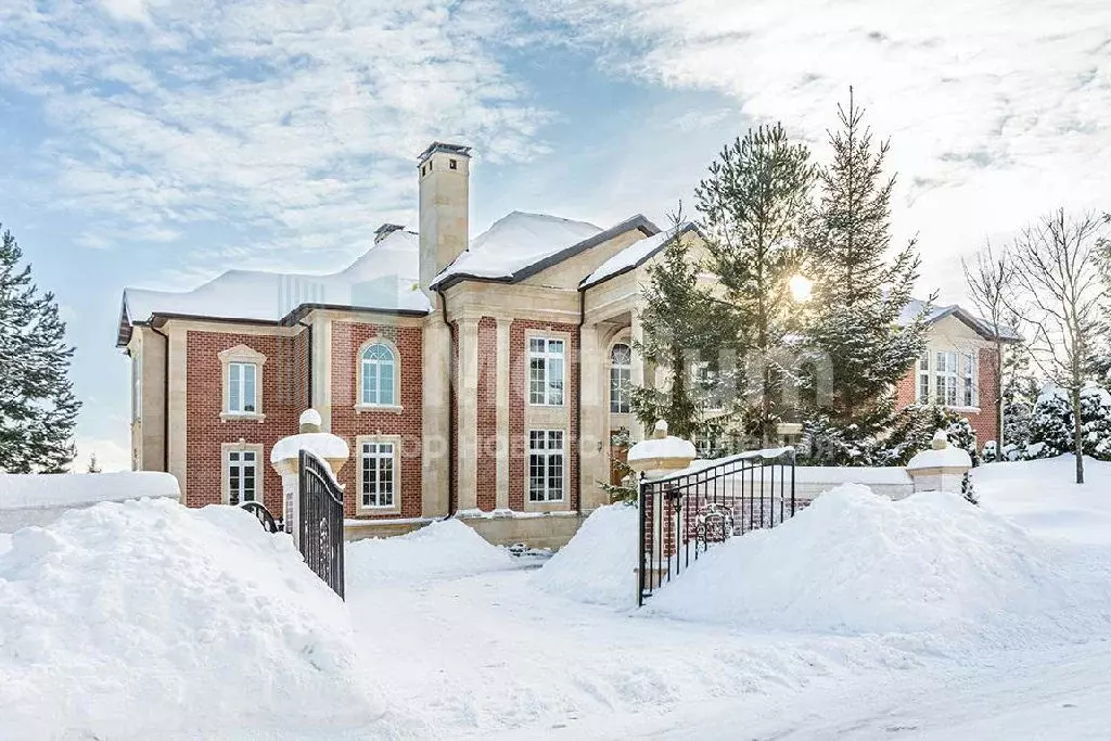 Продается дом в КП Агаларов Эстейт - Фото 1