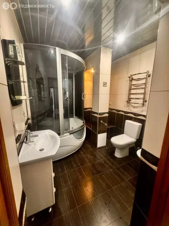 3-комнатная квартира: Симферополь, Балаклавская улица, 51 (79.2 м) - Фото 0