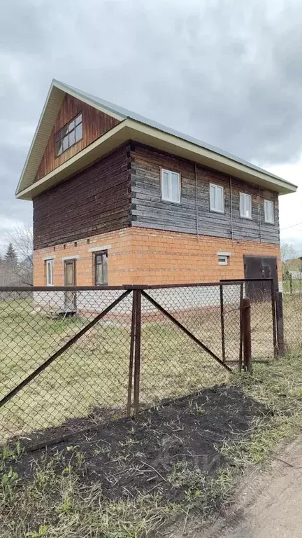 Дом в Башкортостан, Кармаскалинский район, Подлубовский сельсовет, д. ... - Фото 1