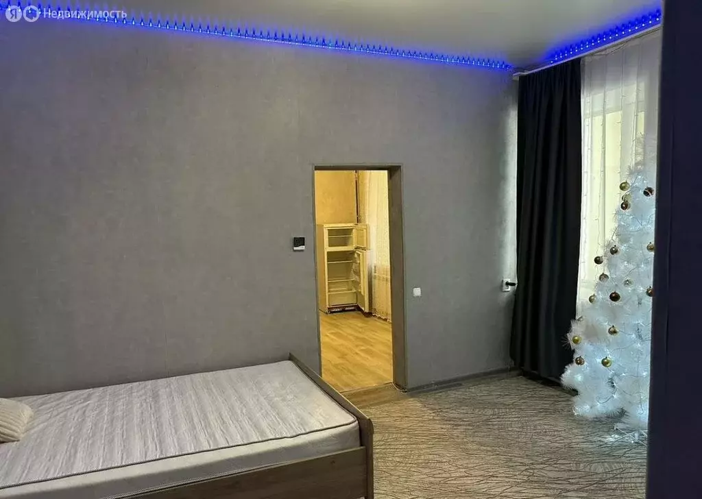 2-комнатная квартира: Каменск-Шахтинский, улица Островского, 45 (36.7 ... - Фото 1